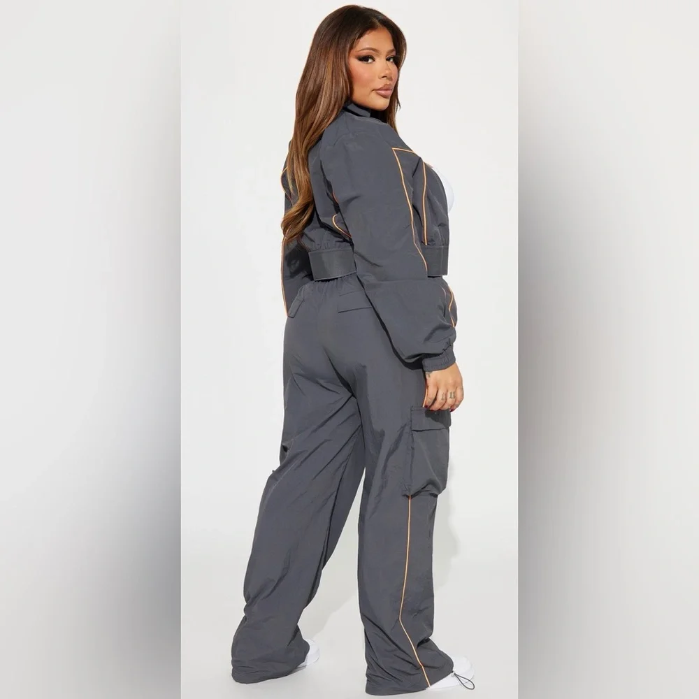 Fashion Nova Steal the Moment Windbreaker Set - NWT - Picture 3 of 7